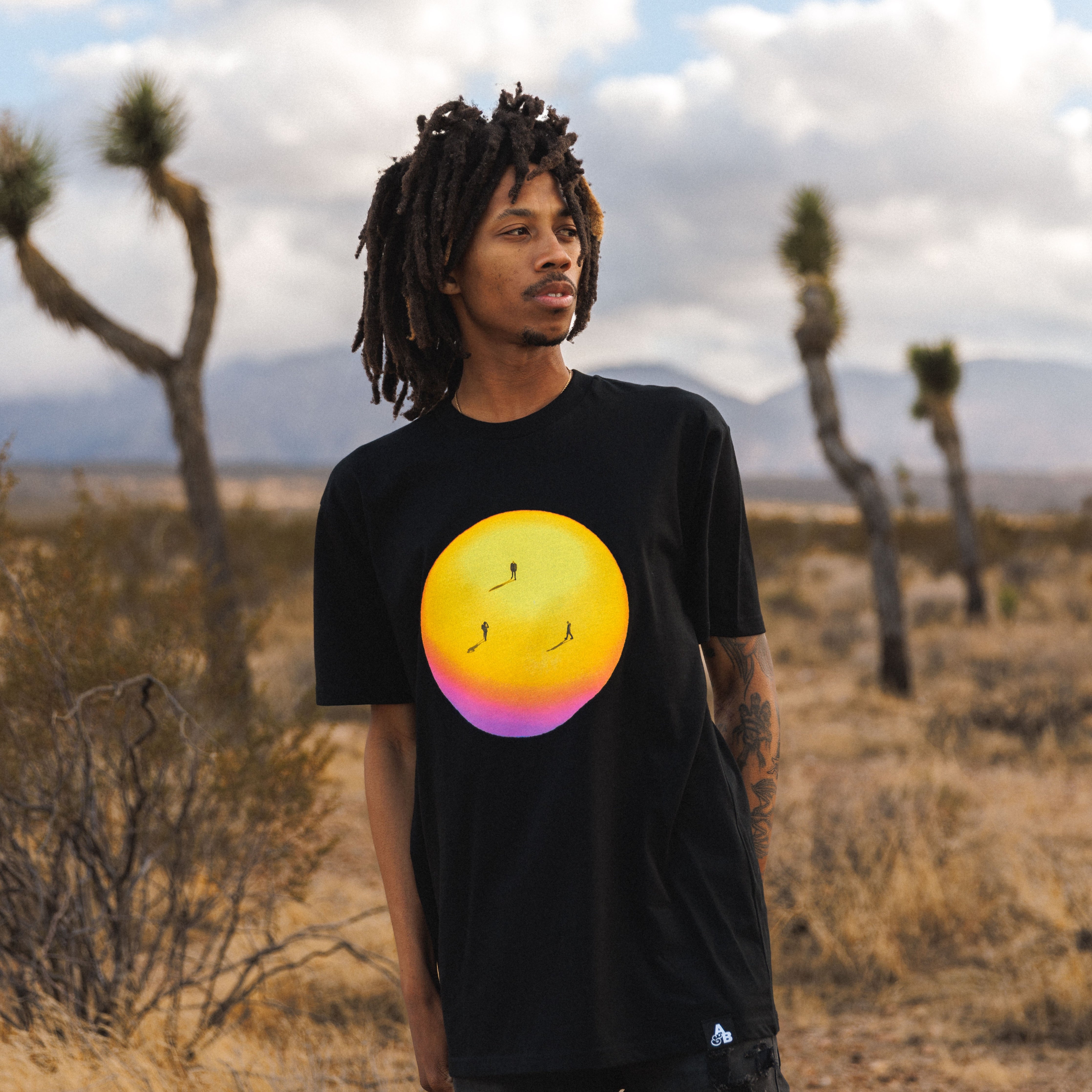 Above & Beyond 'Bigger Than All Of Us' Tee Tee 'Bigger Than All Of Us' Tee - S