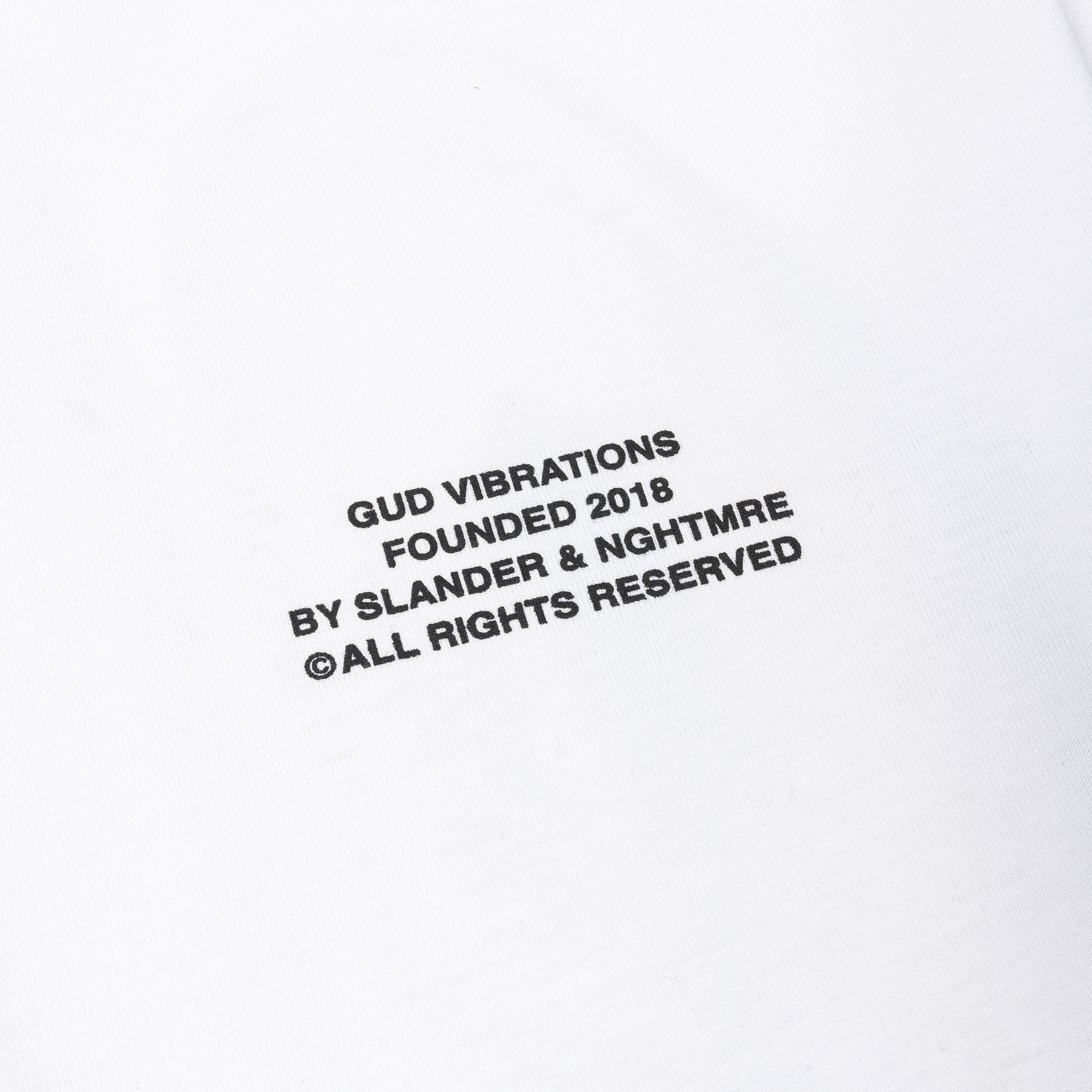 GUD VIBRATIONS GRAFFITI TEE - WHITE - Slander Merchandise