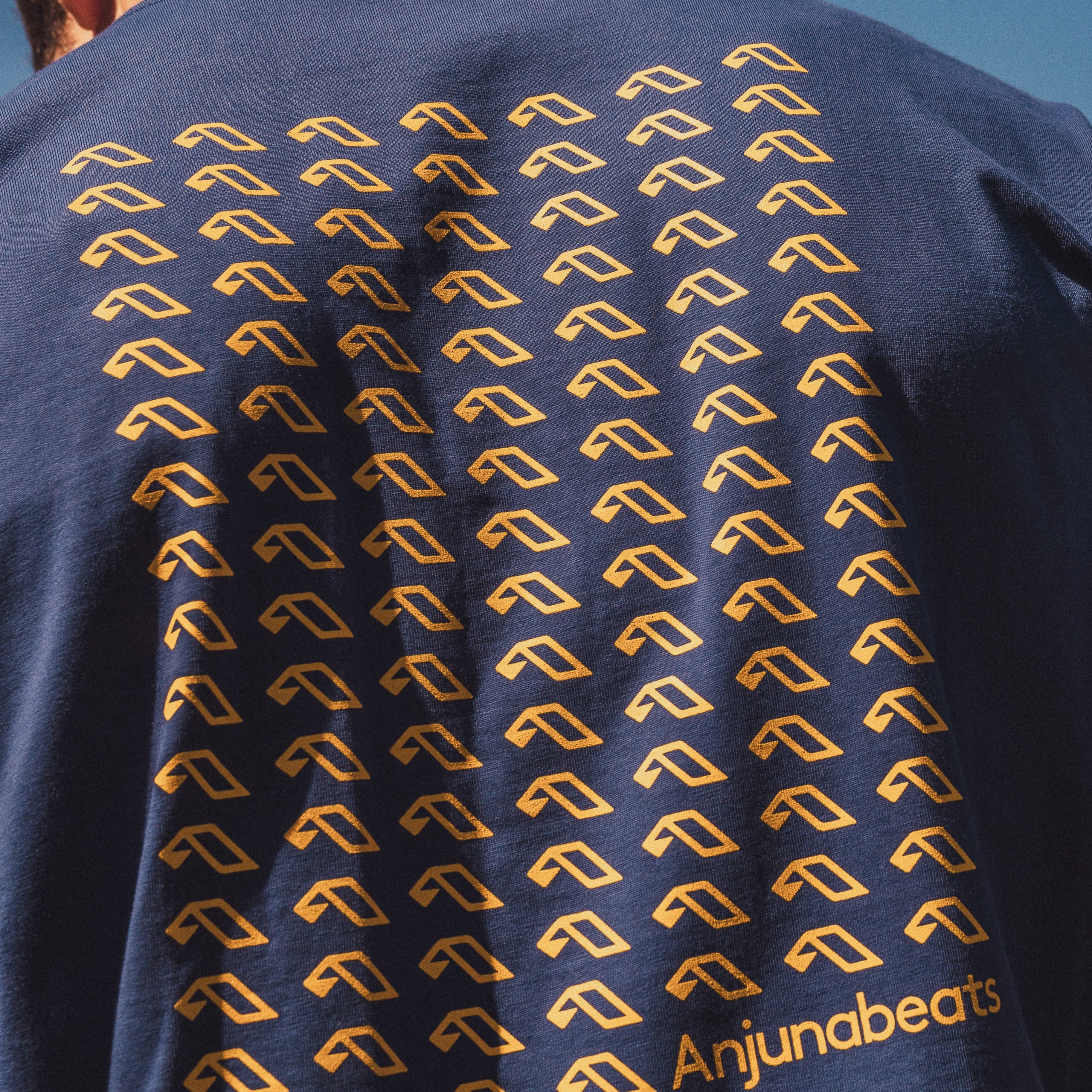 Anjunabeats Anjunabeats Outdoors Tee / Cobalt Tee Anjunabeats Outdoors Tee / Cobalt - S