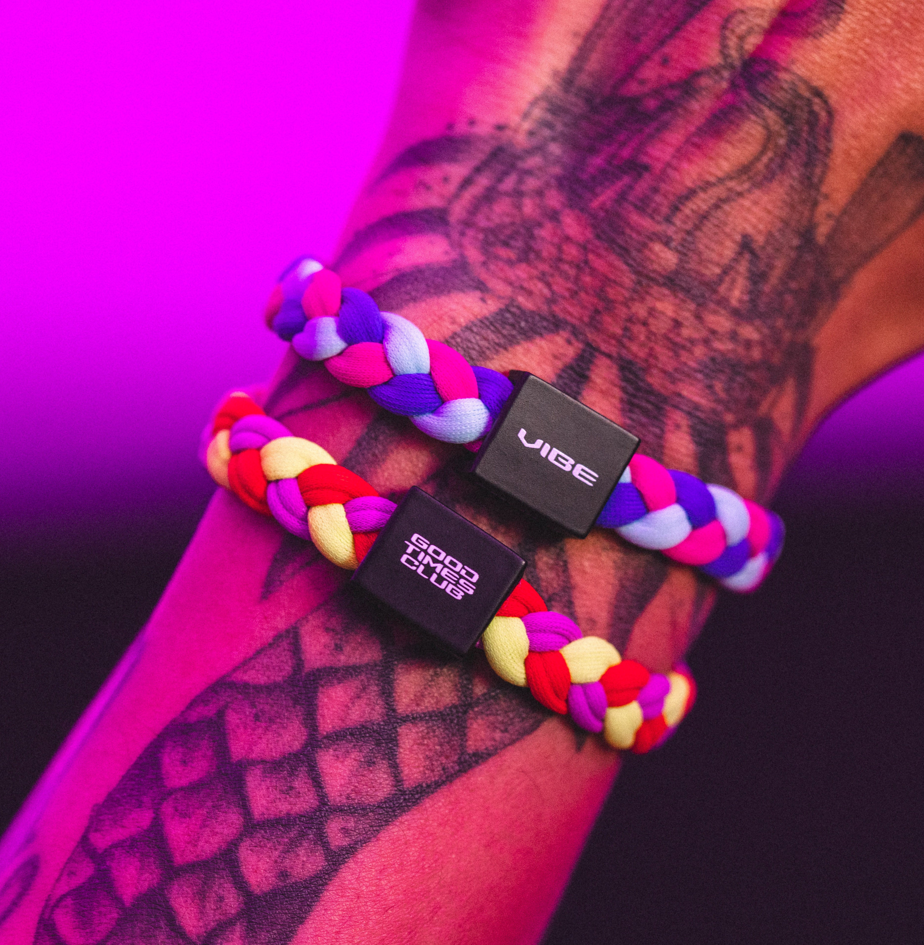 Good Times Club Bracelet (Rainbow)