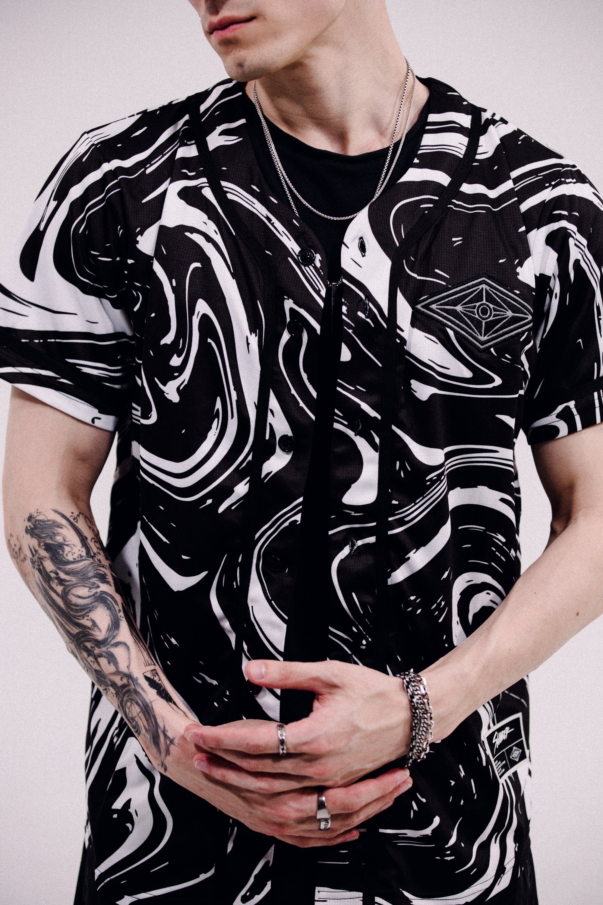 SPACEMAN JERSEY - BLACK/WHITE REFLECTIVE MARBLE