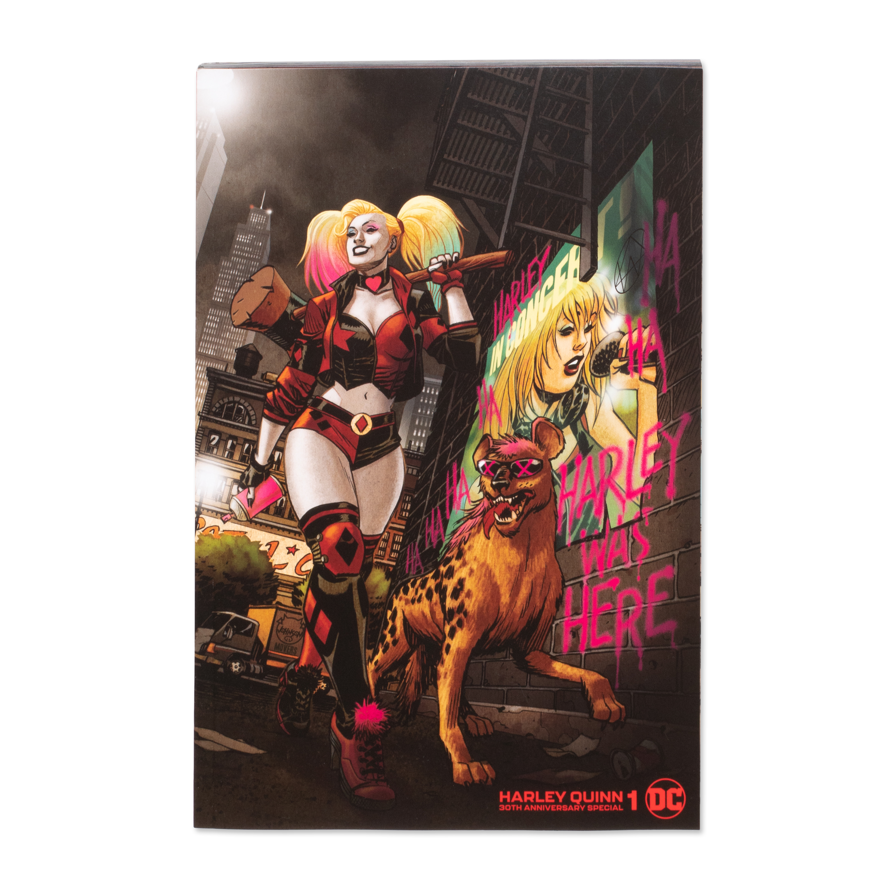 Harley Quinn x Alison Wonderland Comic Book