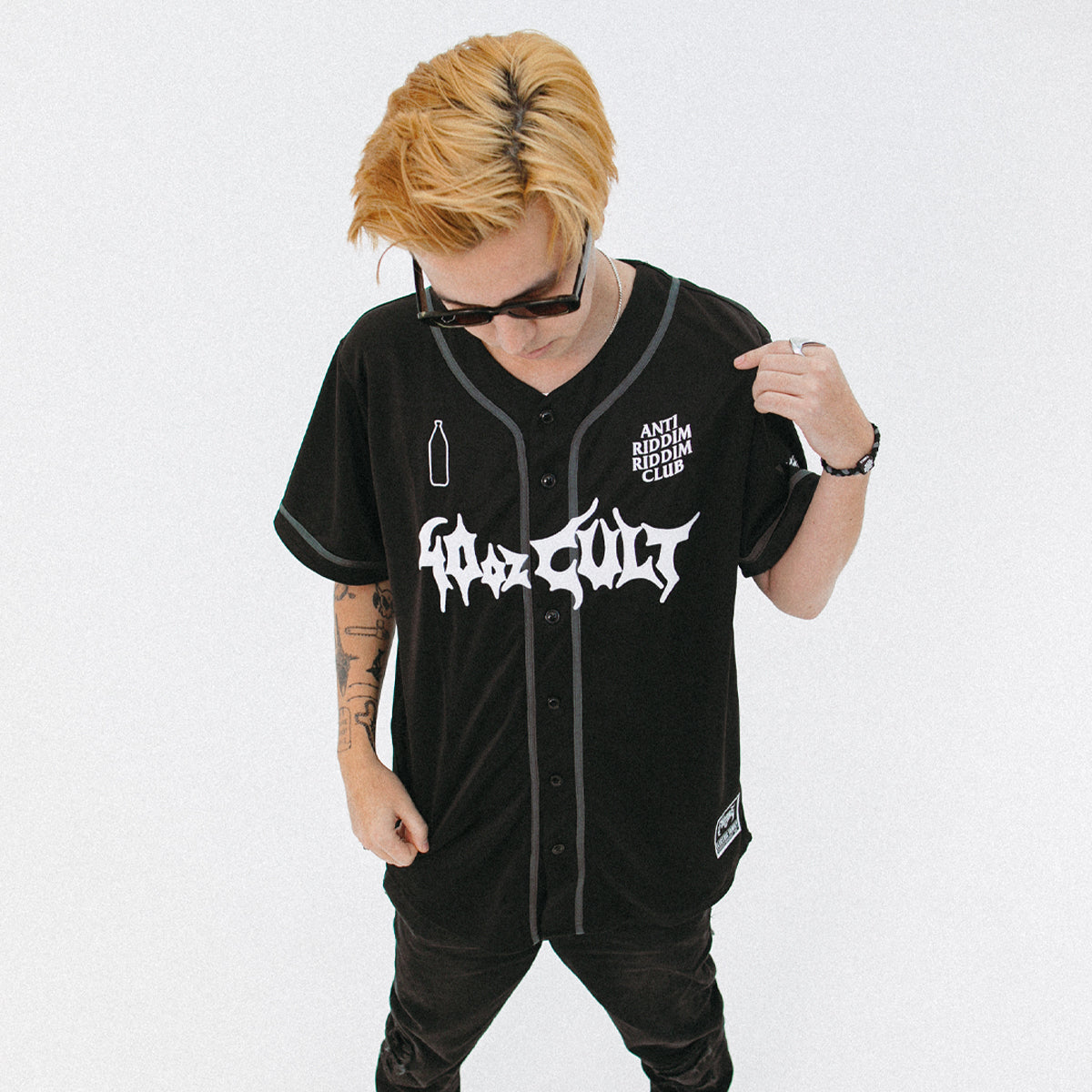 EF x 40 oz CULT JERSEY